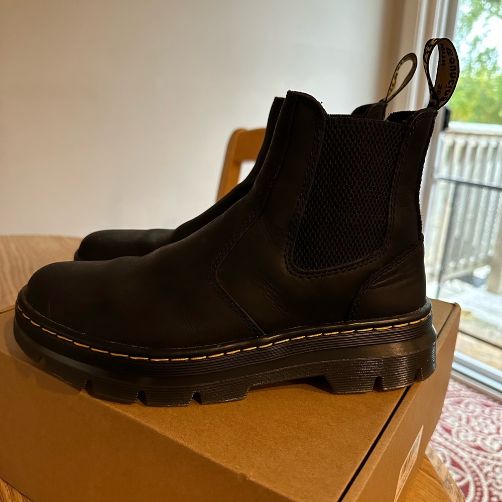 Dr. Martens Chelsea boots